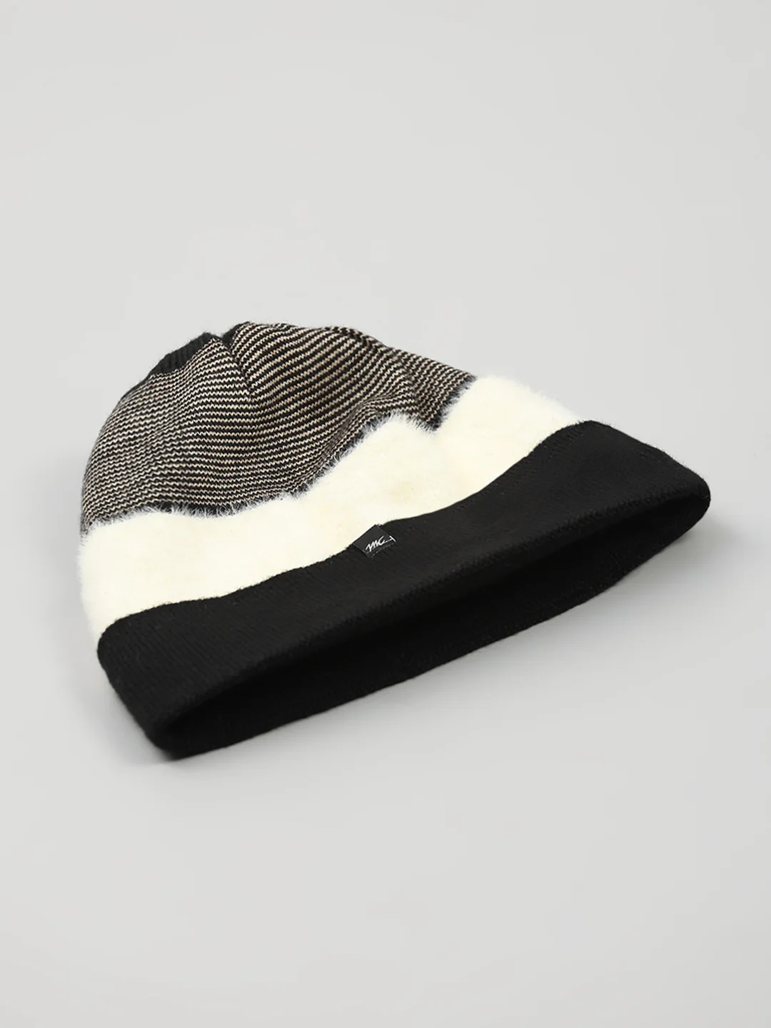 Women Black Self Design Blend Wool Cap - Image 6