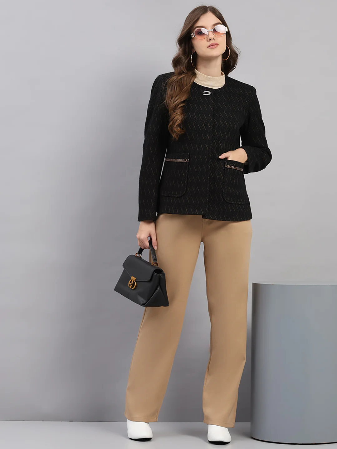 Women Black Self Design Collar Full Sleeve Coat - Image 2