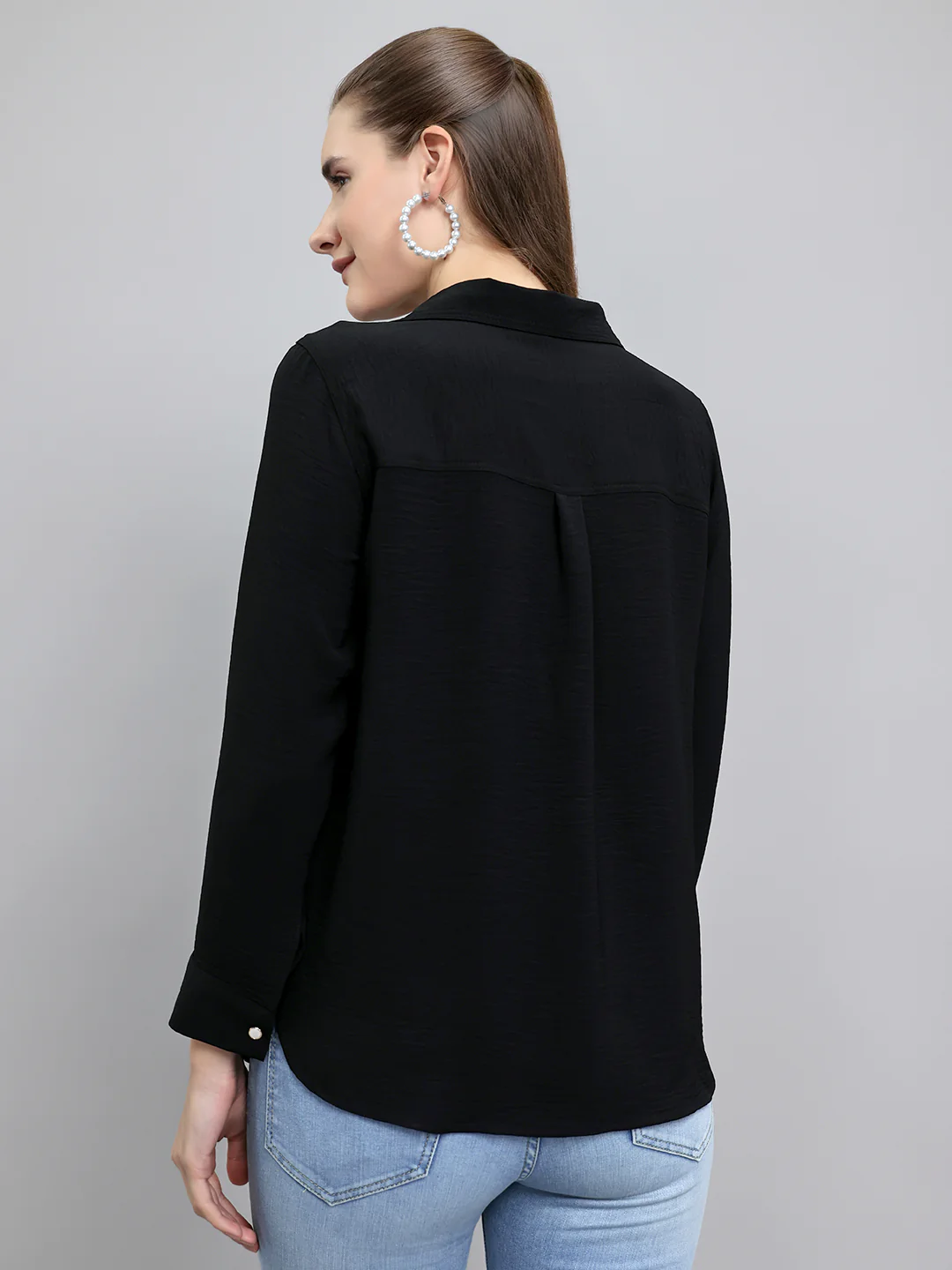 Women Black Self Design Collar Full Sleeve Top - Image 4