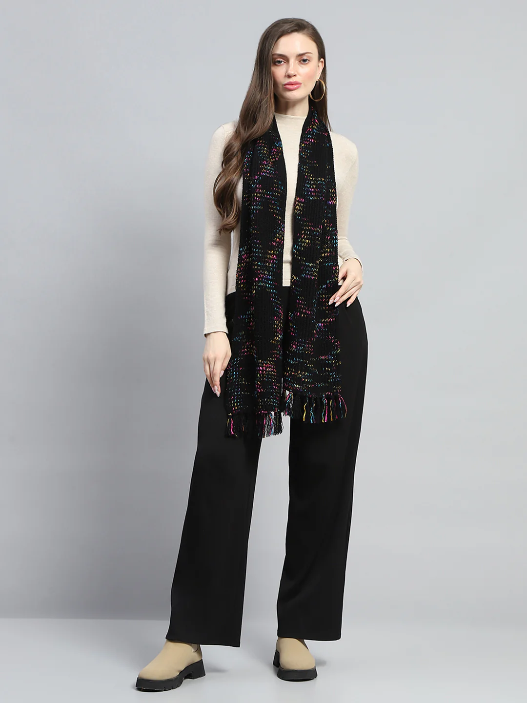 Women Black Self Design Muffler - Image 5