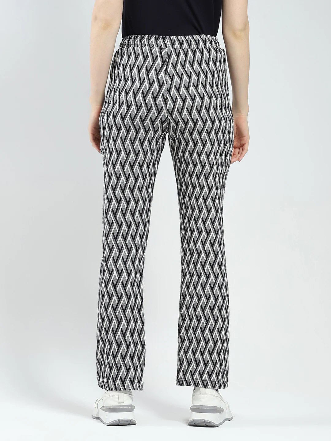 Women Black Self Design Regular Fit Lower - Image 2