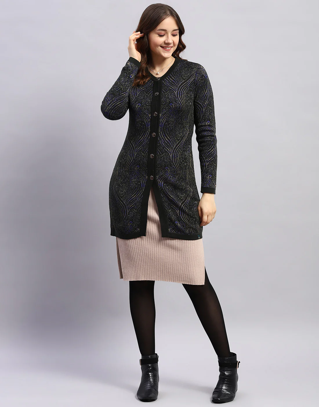 Women Black Self Design Round Neck Full Sleeve Cardigan - Image 3