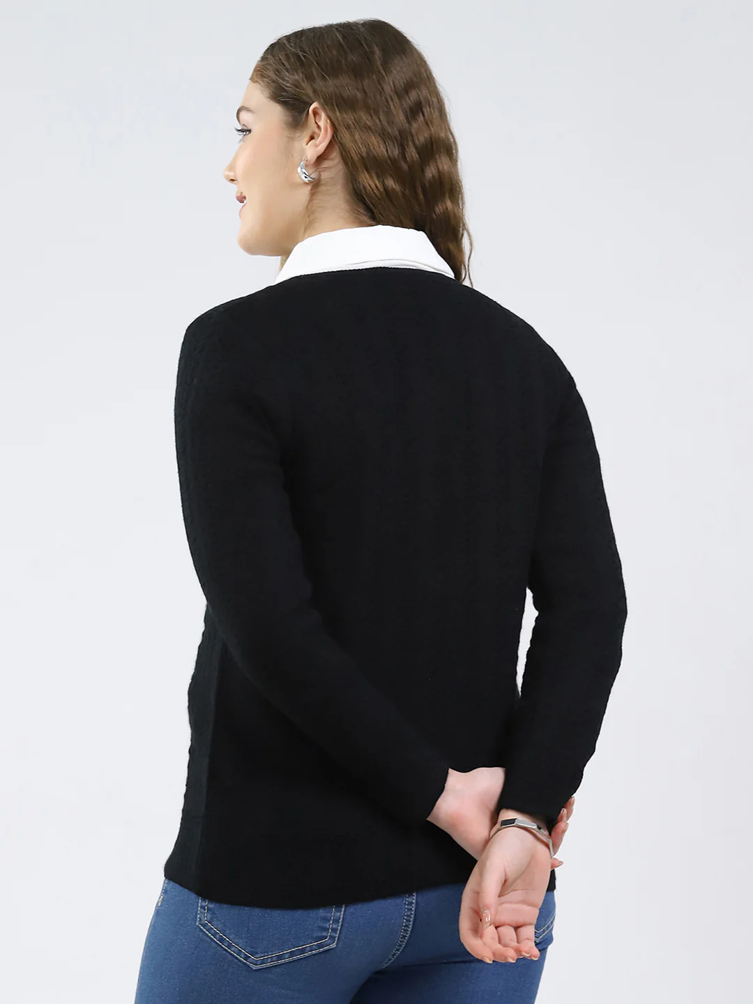 Women Black Self Design Round Neck Full Sleeve Cardigan - Image 5