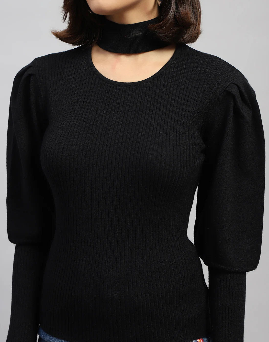 Women Black Self Design Round Neck Full Sleeve Sceavy - Image 7