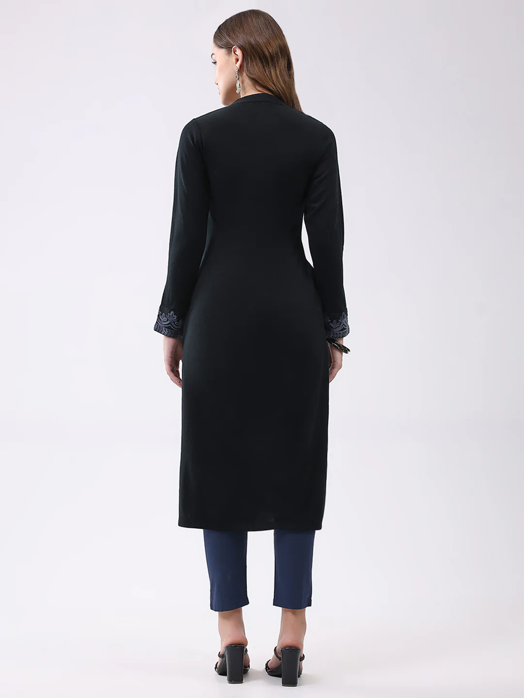 Women Black Self Design Round Neck Full Sleeve Winter Kurti - Image 5