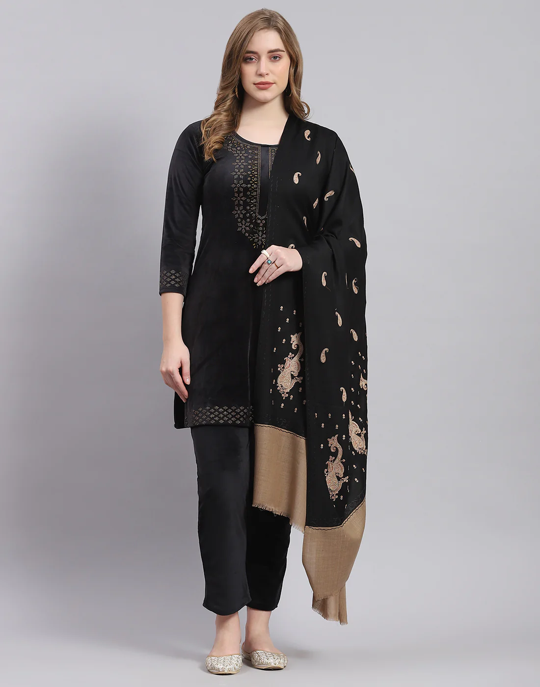 Women Black Self Design Shawl - Image 3