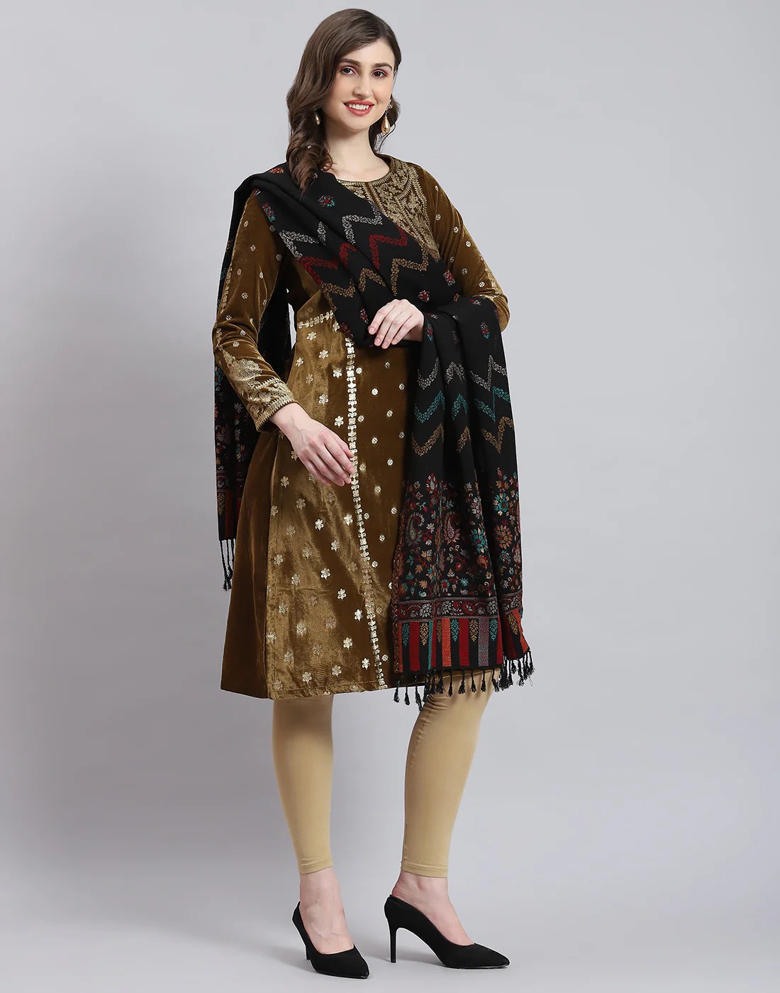 Women Black Self Design Stole - Image 4