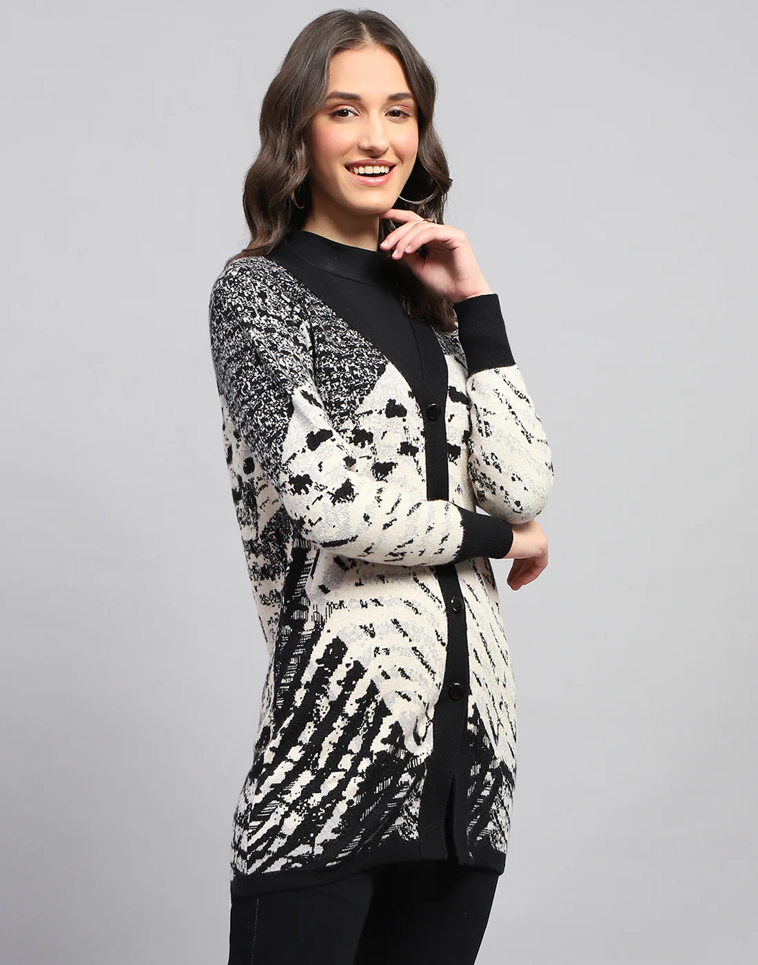 Women Black Self Design V Neck Full Sleeve Cardigan - Image 5