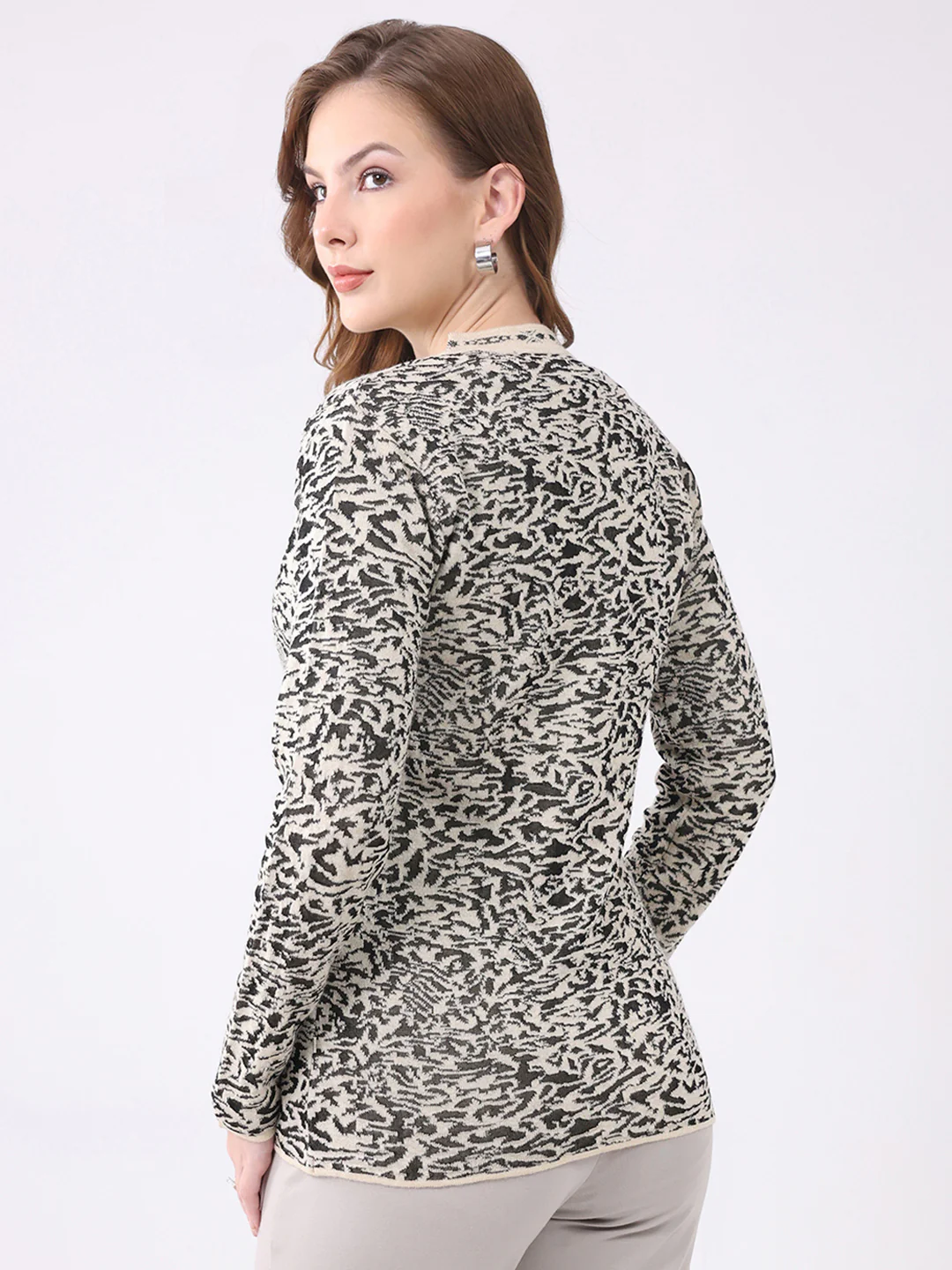 Women Black Self Design V Neck Full Sleeve Cardigan - Image 5