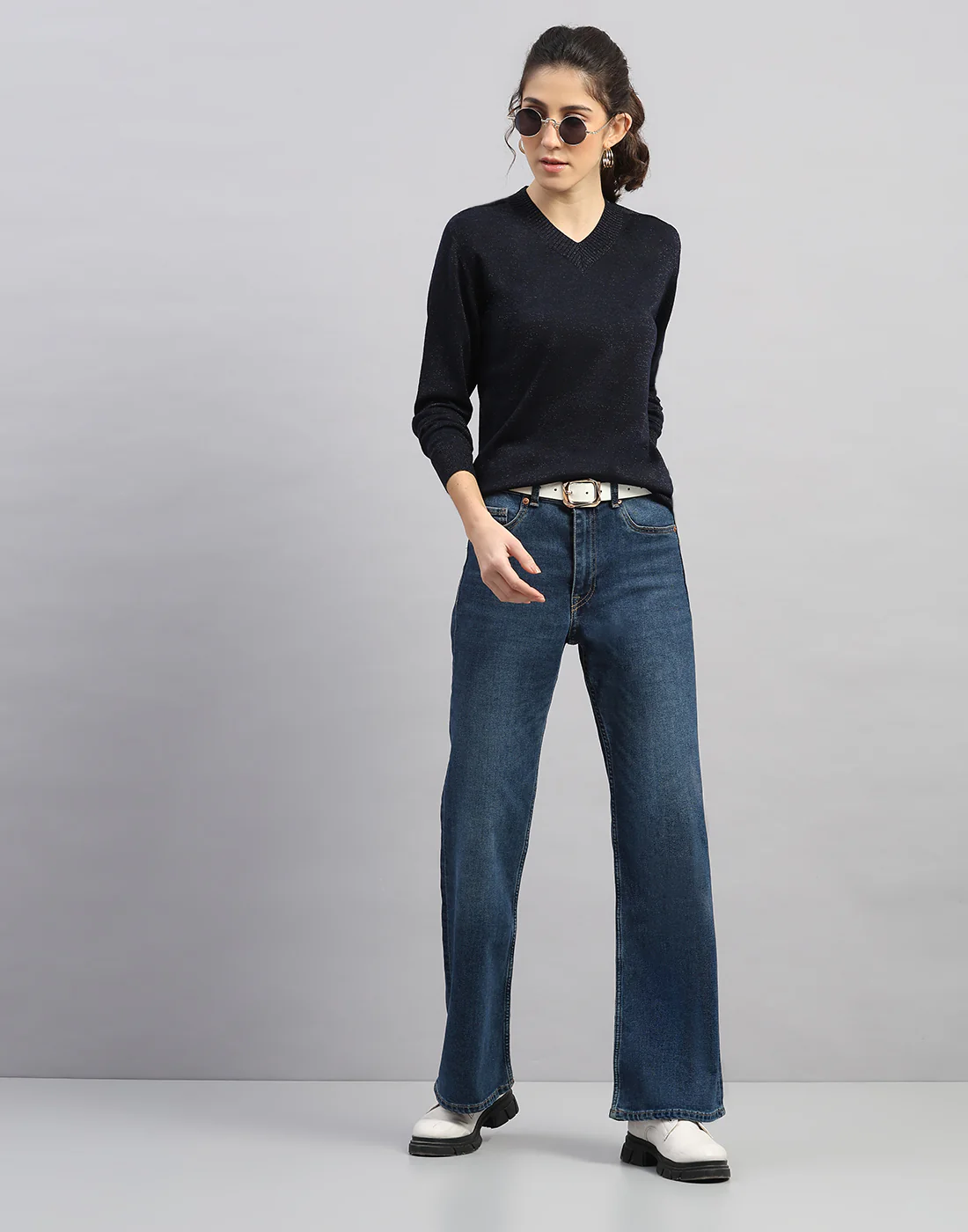 Women Black Self Design V Neck Full Sleeve Winter Top - Image 5
