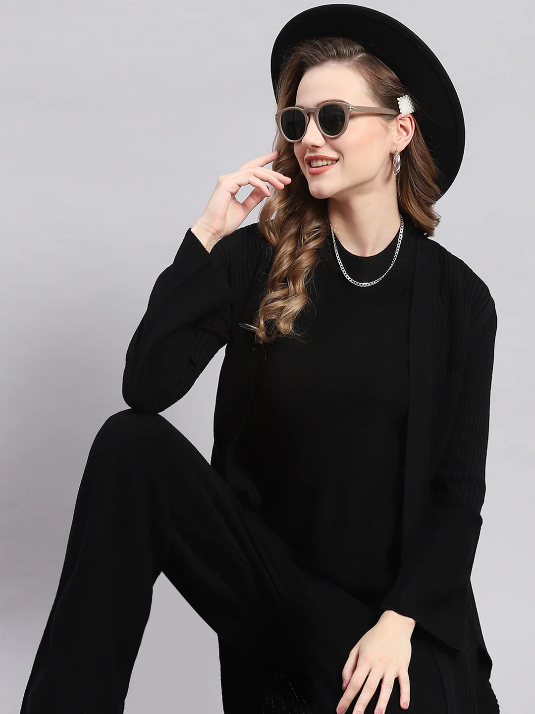 Women Black Self Design Round Neck Full Sleeve Cords Set - Image 2