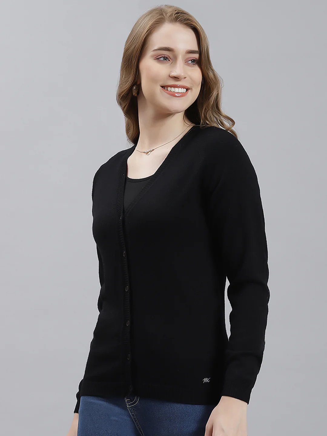 Women Black Solid Cardigan - Image 4