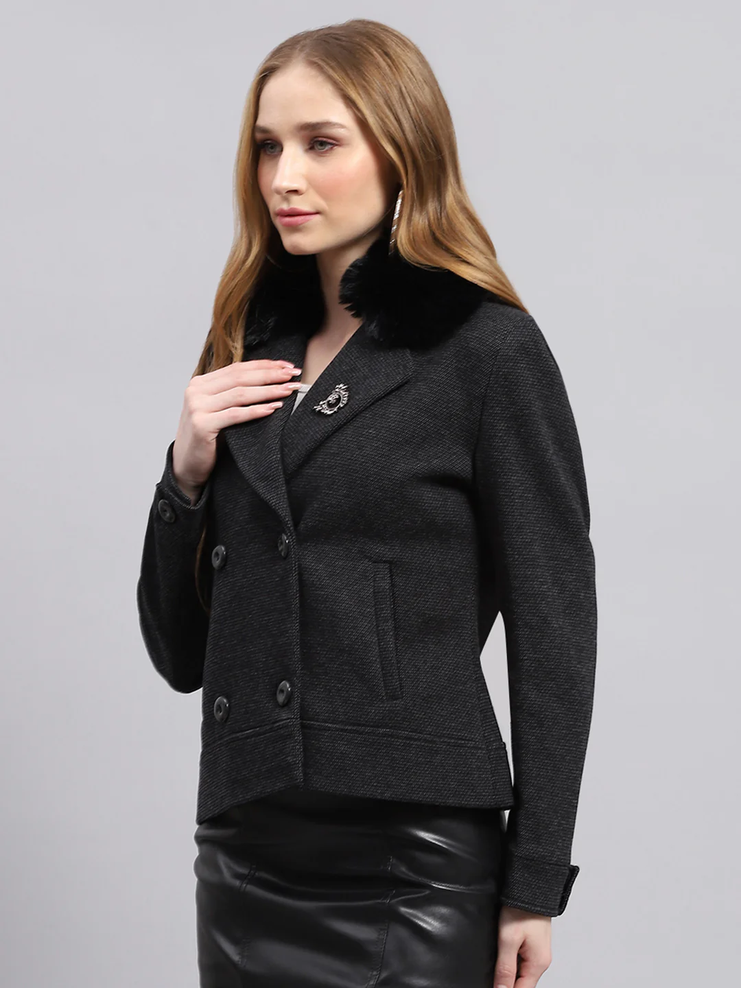 Women Black Solid Collar Full Sleeve Coat - Image 3