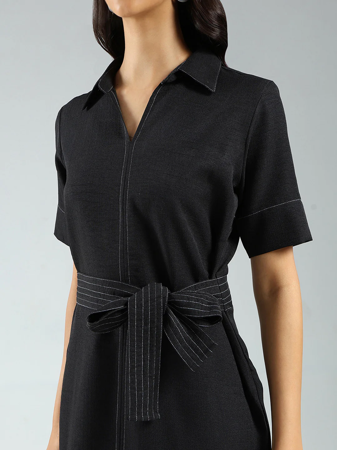 Women Black Solid Collar Half Sleeve Tunic - Image 6