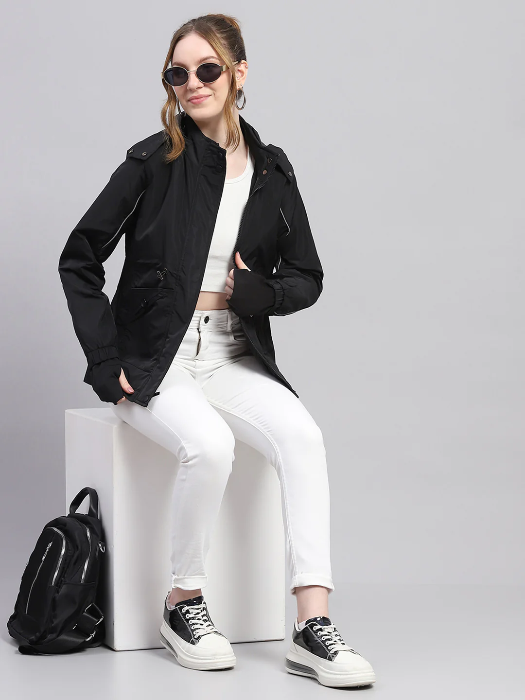 Women Black Solid Detachable Hood Full Sleeve Jacket - Image 2