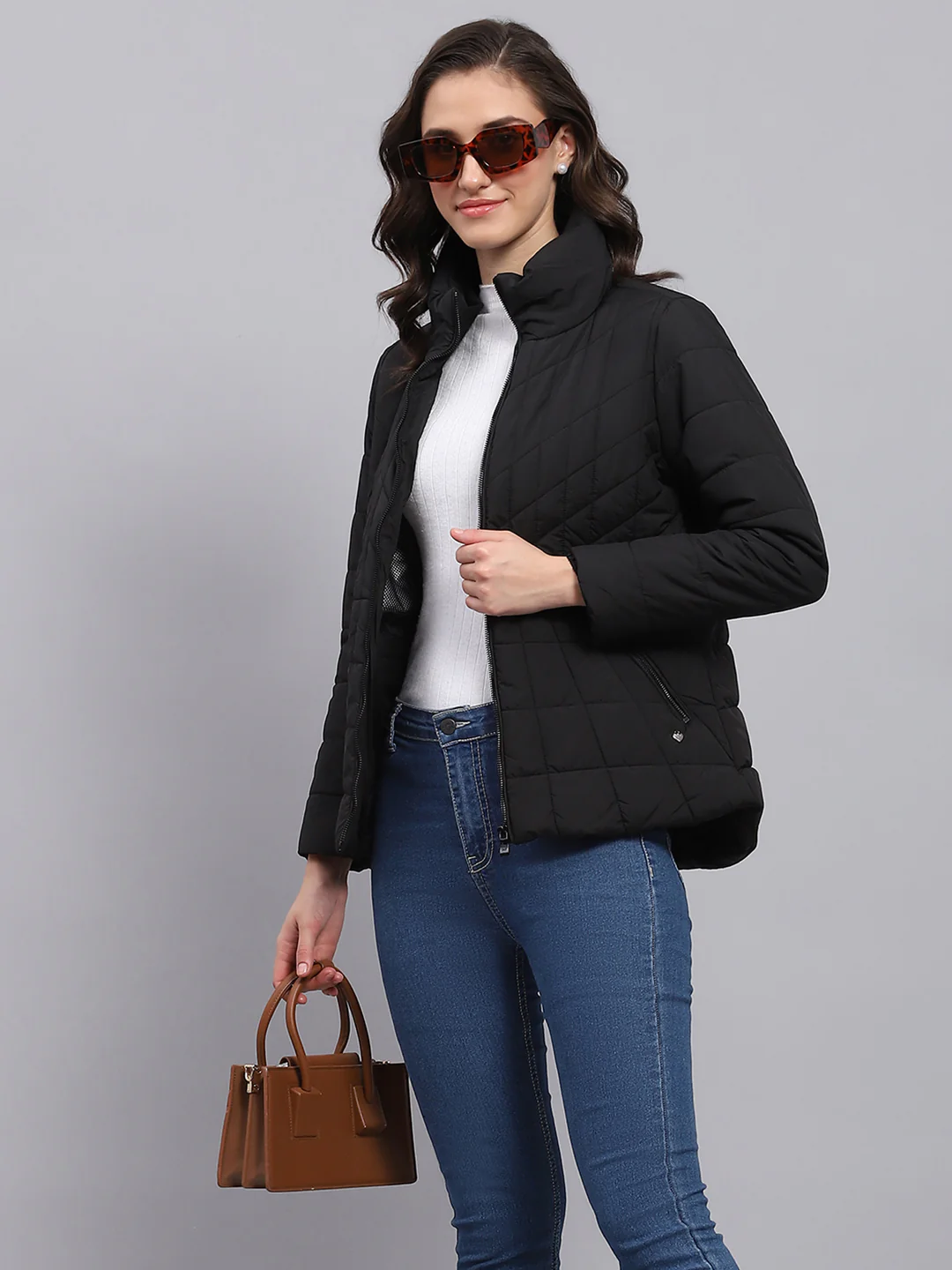 Women Black Solid High Neck Full Sleeve Heating Jacket - Image 6