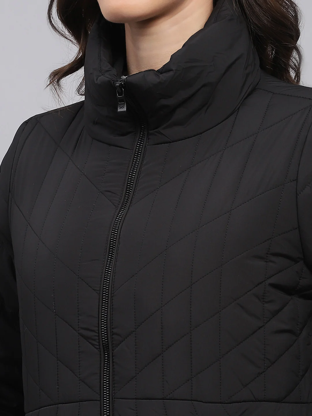 Women Black Solid High Neck Full Sleeve Heating Jacket - Image 7