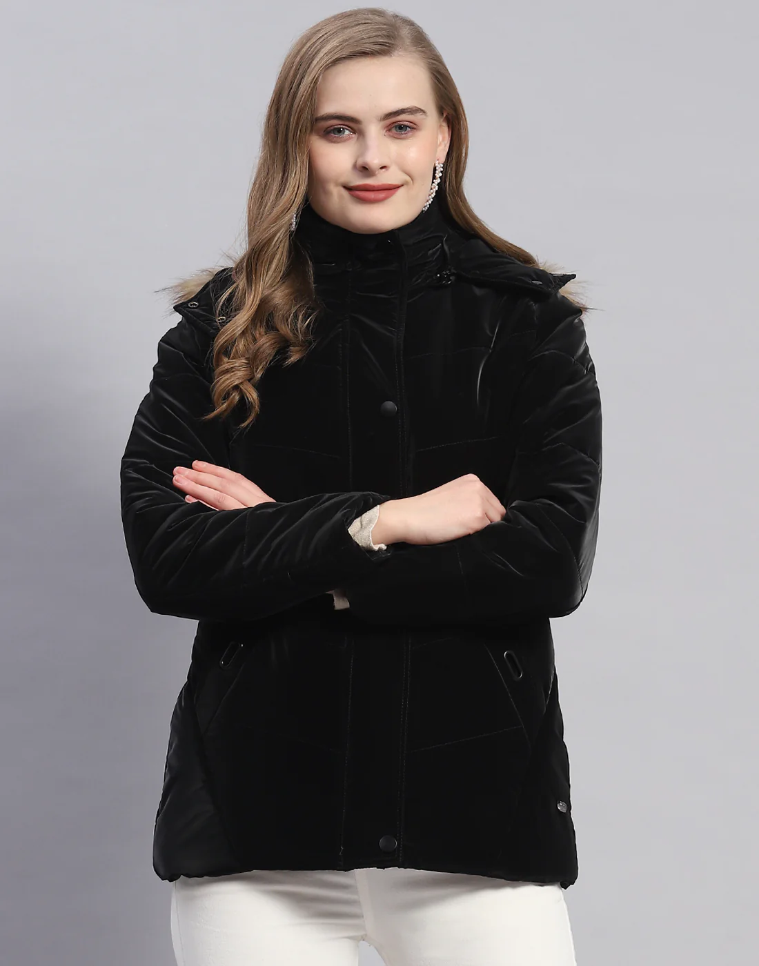 Women Black Solid Hooded Full Sleeve Jacket - Image 2