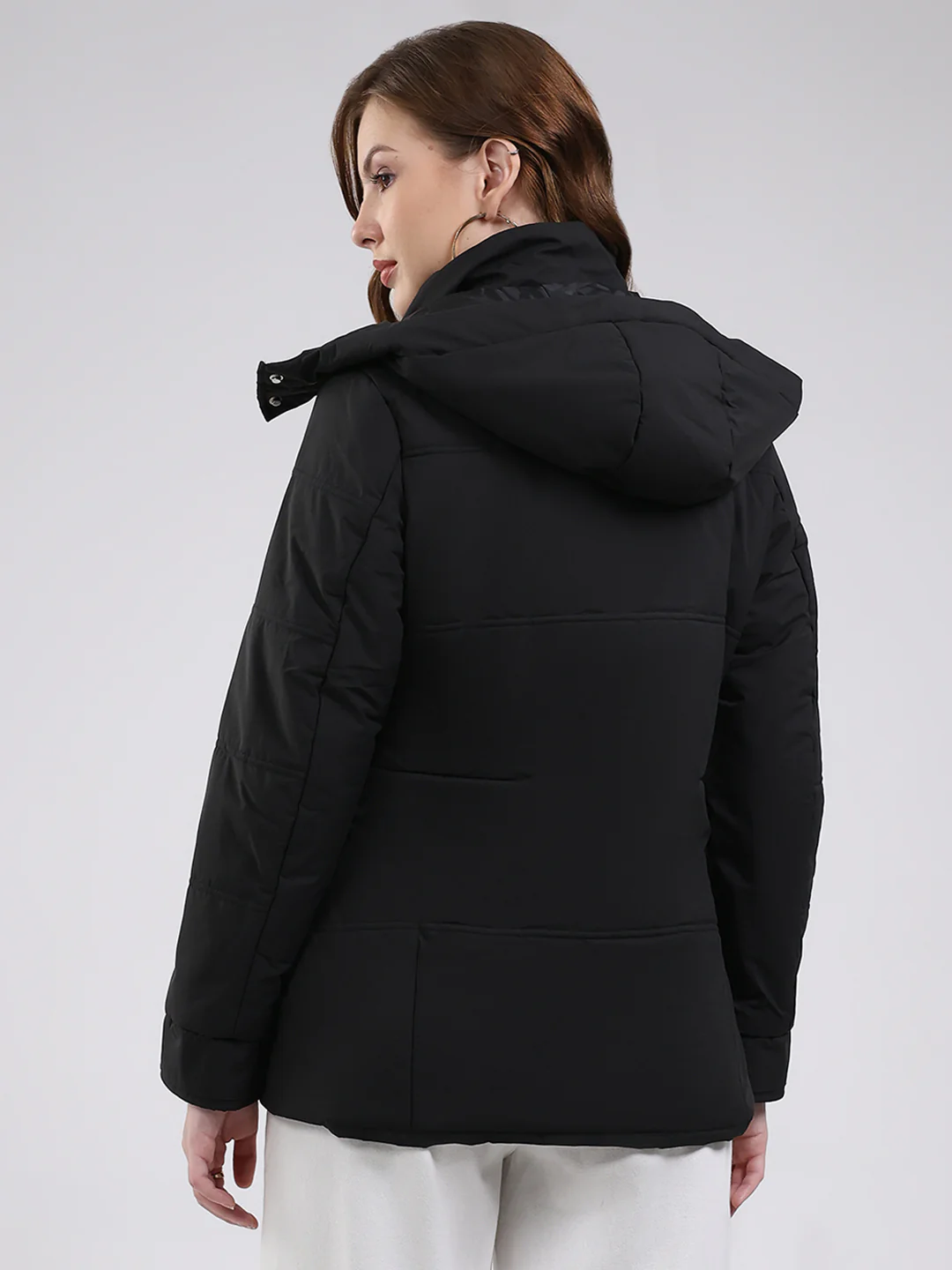 Women Black Solid Hooded Full Sleeve Jacket - Image 5
