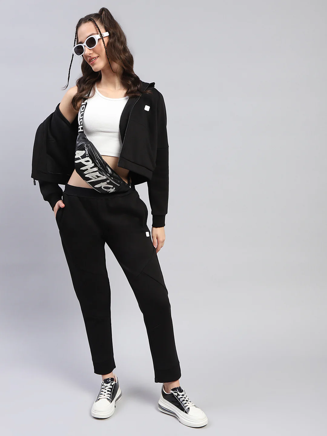 Rock.it Women Black Solid Hooded Full Sleeve Tracksuit - Image 2