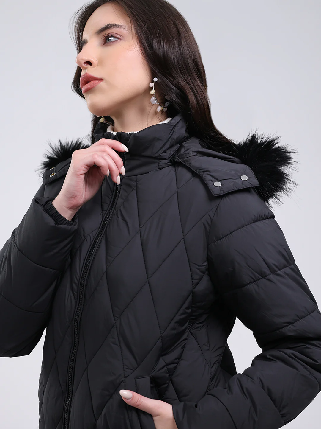Women Black Solid Hooded USB Intelligent Heating Jacket - Image 6