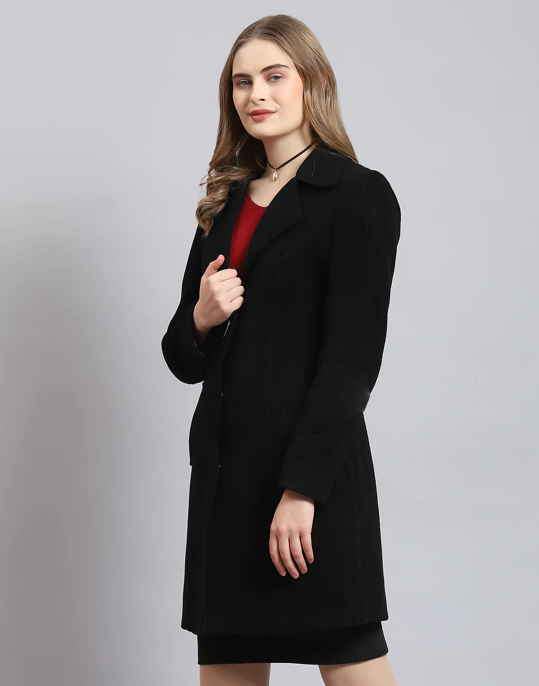 Women Black Solid Lapel Collar Full Sleeve Coat - Image 3