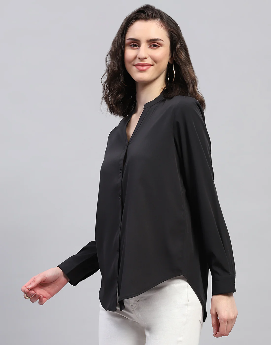 Women Black Solid Mandarin Collar Full Sleeve Top - Image 3