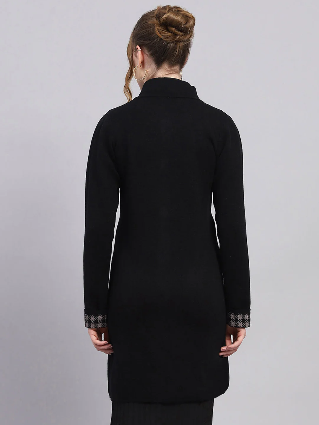 Women Black Solid Mock Neck Full Sleeve Knitted Coat - Image 8