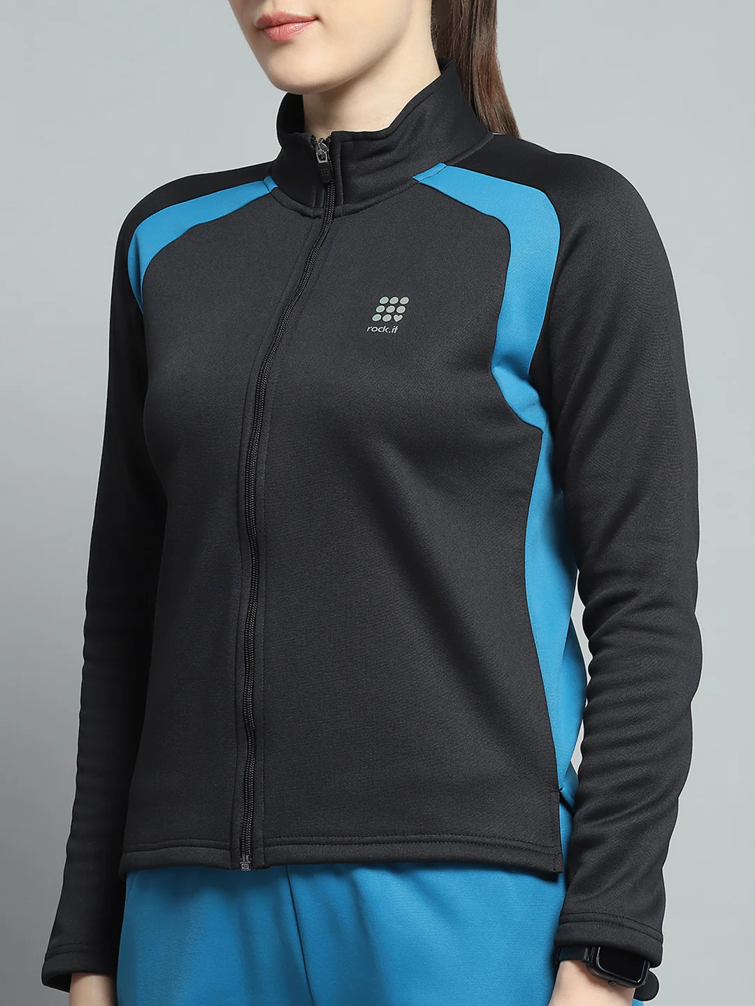 Rock.it Women Black Solid Mock Neck Full Sleeve Tracksuit - Image 6