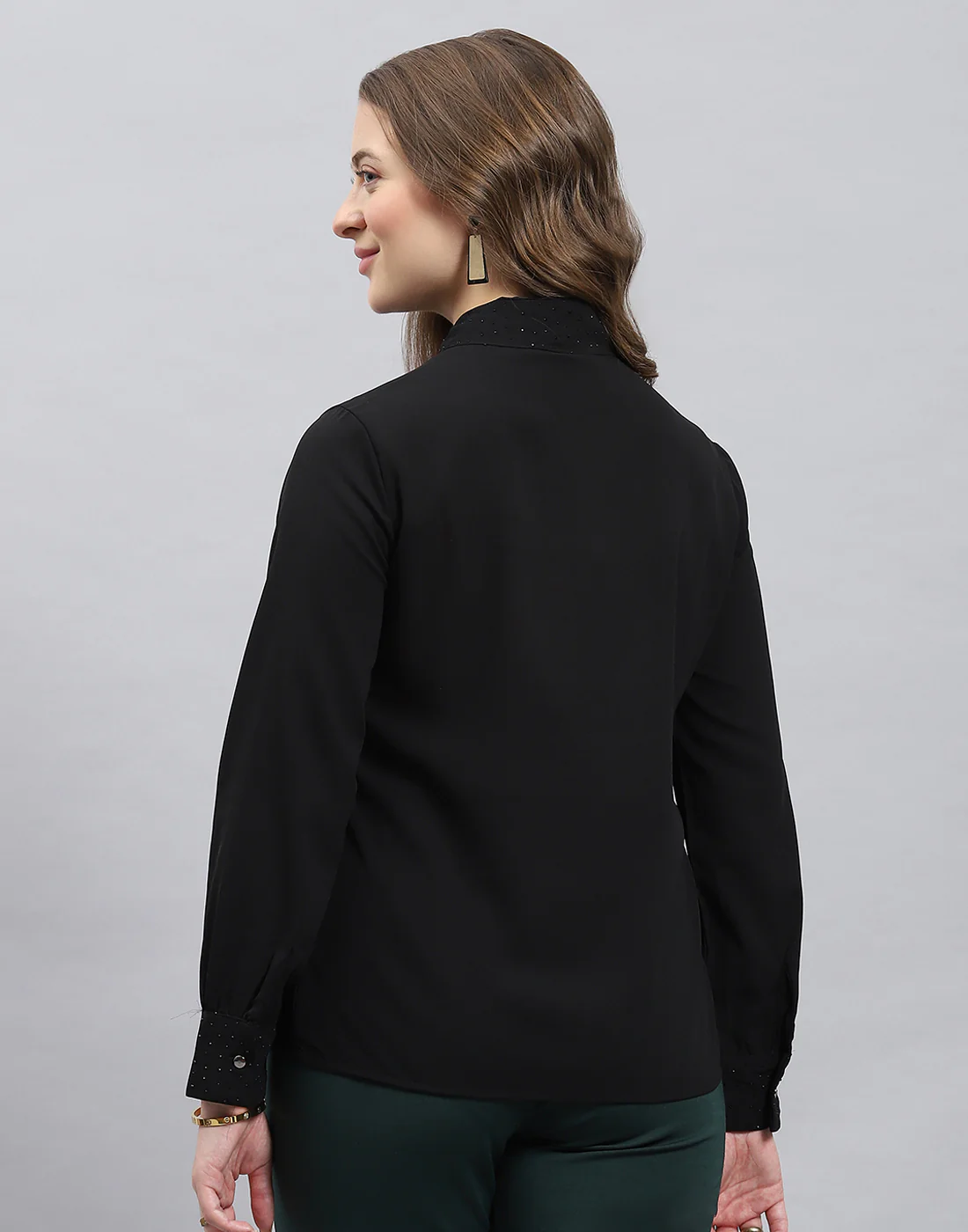 Women Black Solid Mock Neck Full Sleeve Winter Top - Image 5