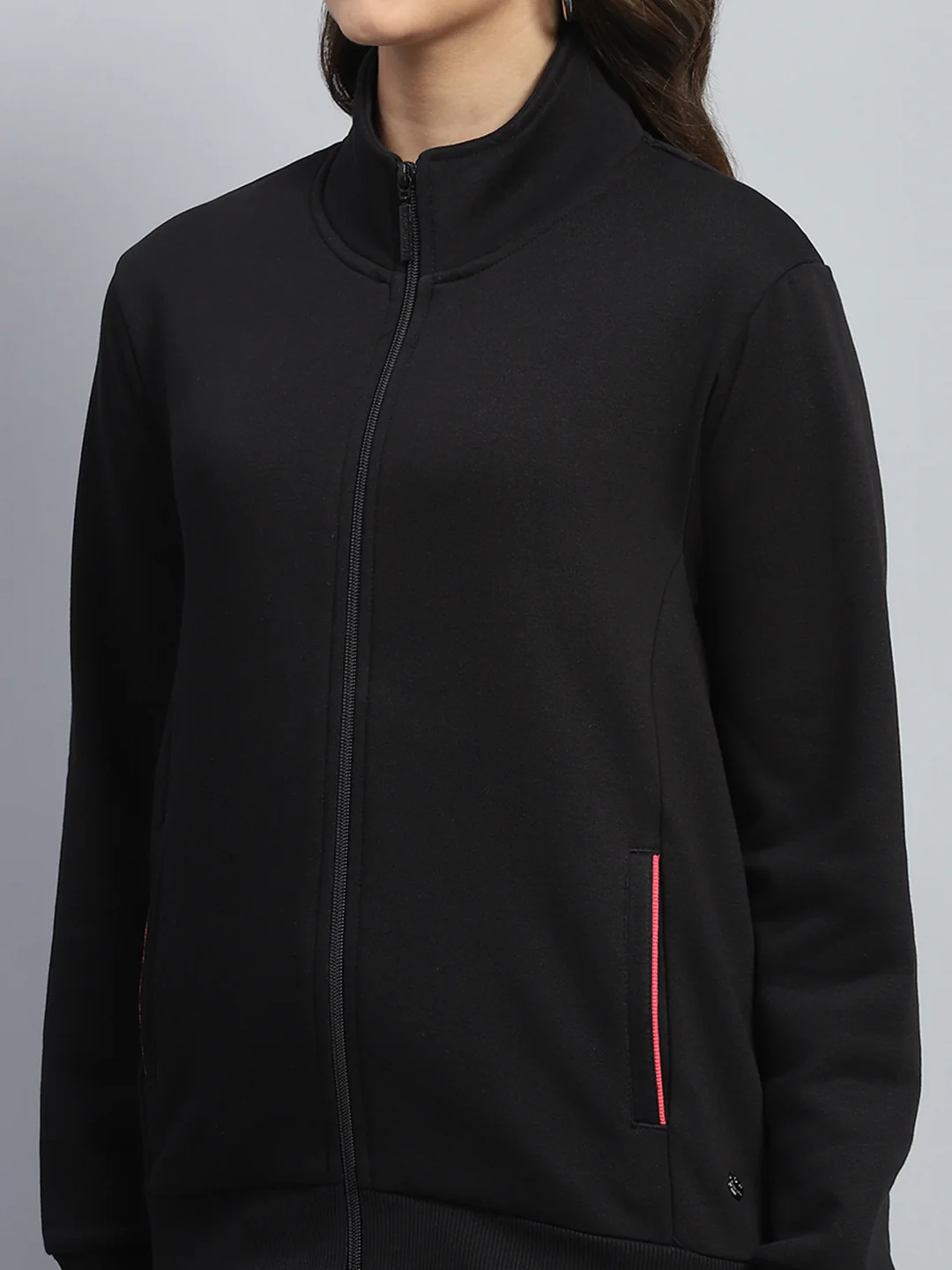 Women Black Solid Mock Neck Full Sleeve Winter Tracksuit - Image 6