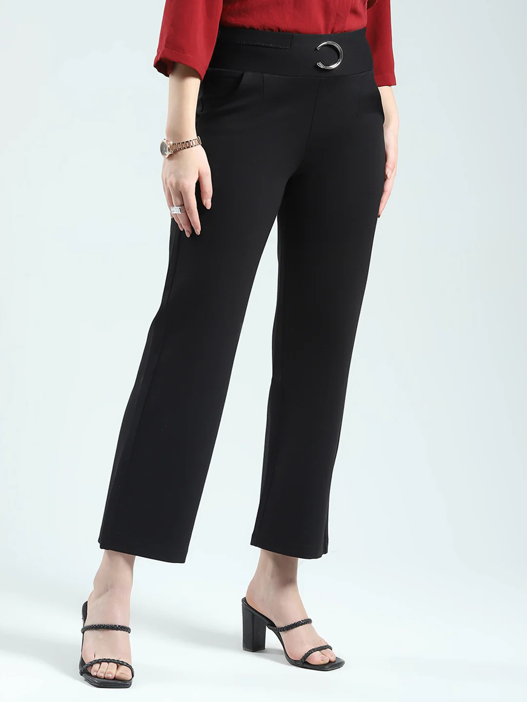 Women Black Solid Regular Fit Jegging - Image 4