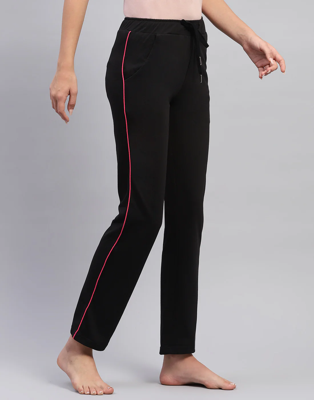 Women Black Solid Regular Fit Lower - Image 4