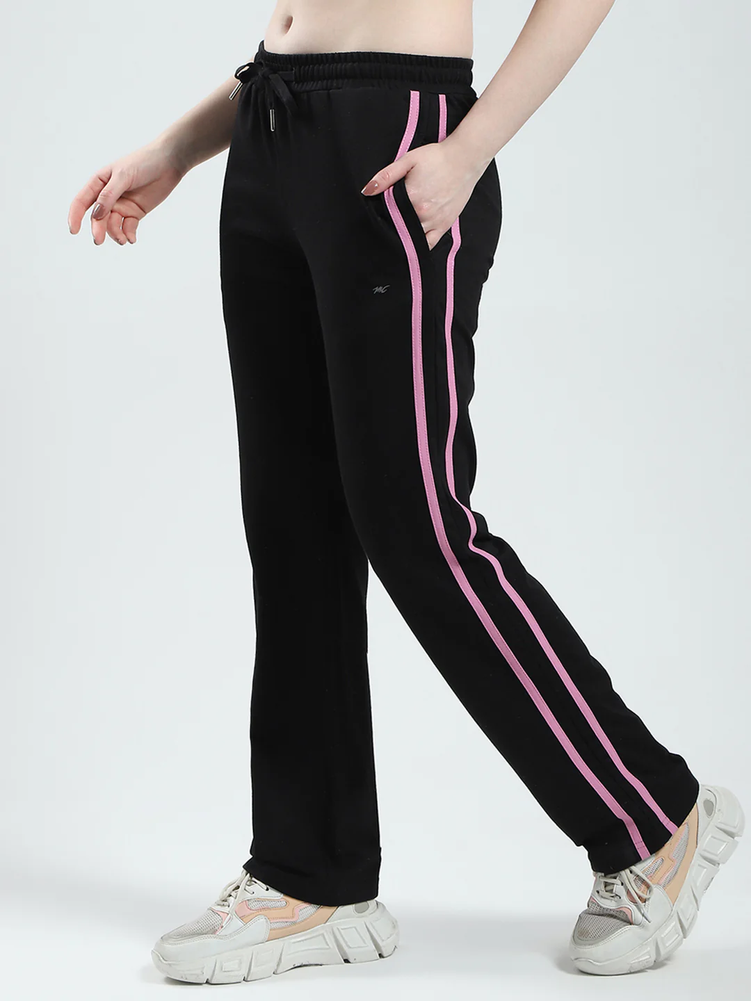 Women Black Solid Regular Fit Lower - Image 3