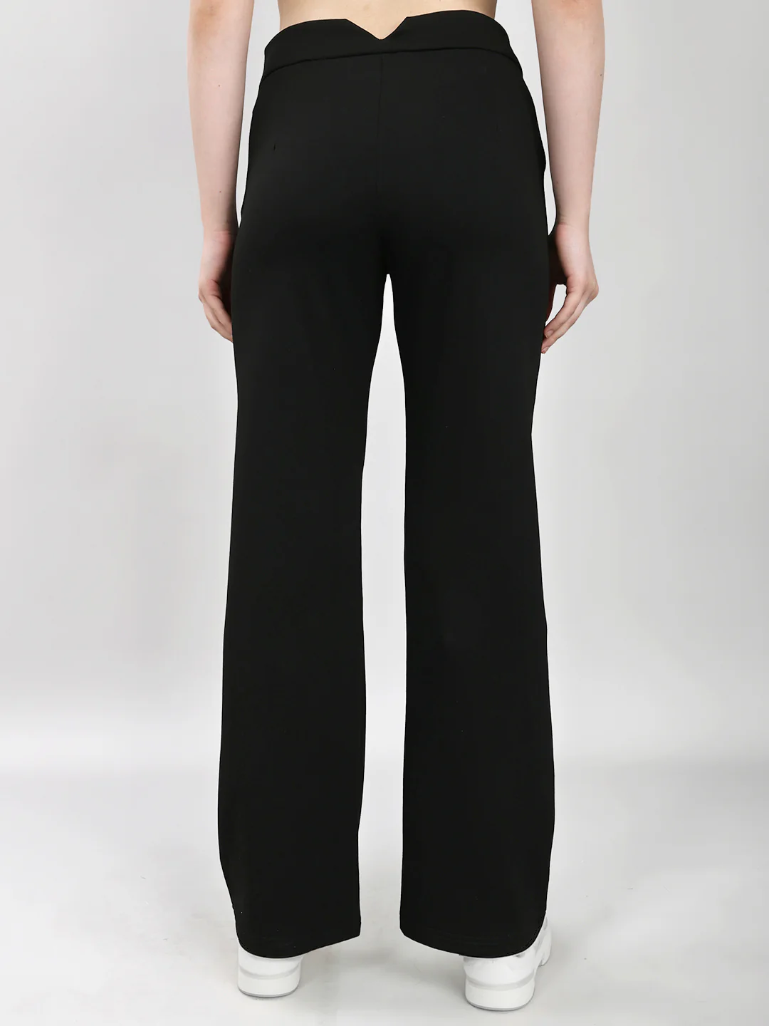 Women Black Solid Regular Fit Lower - Image 4