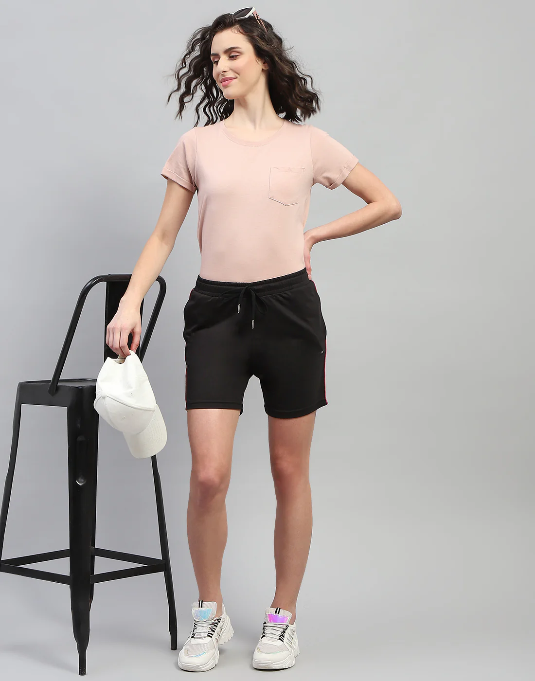 Women Black Solid Regular Fit Short - Image 2