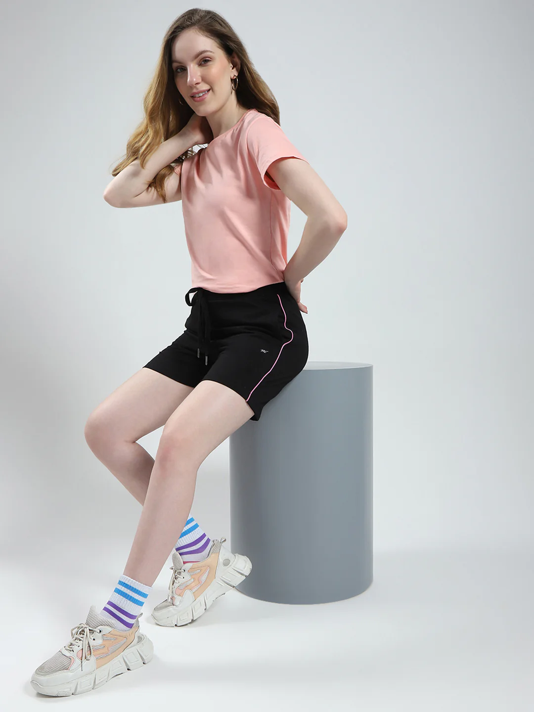 Women Black Solid Regular Fit Short - Image 2