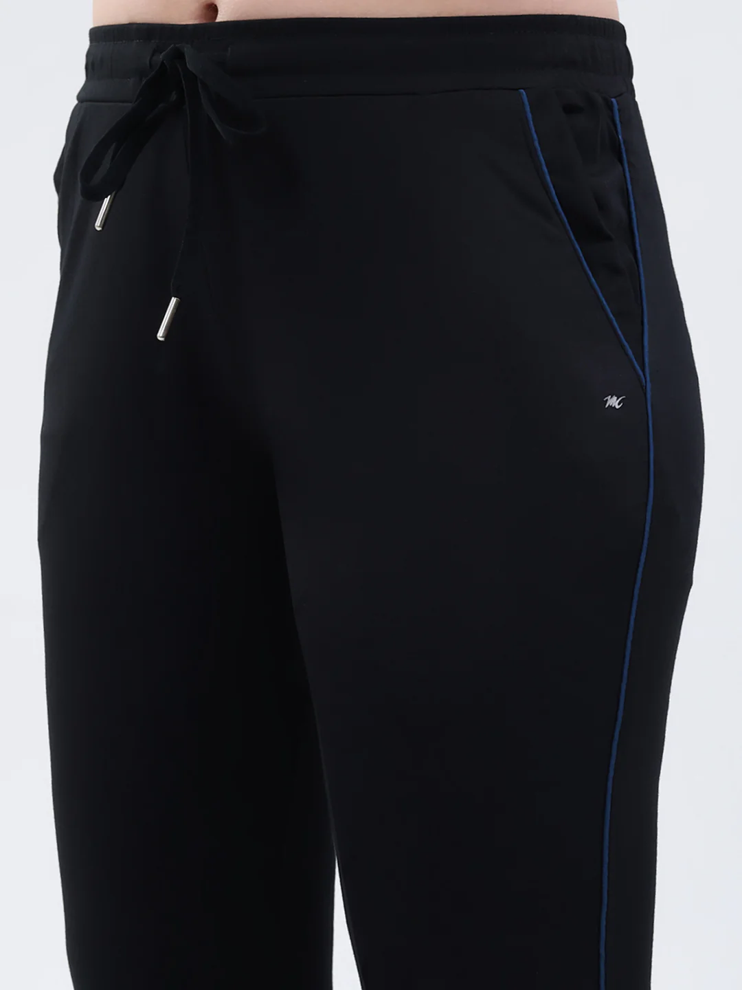 Women Black Solid Regular Fit Winter Lower - Image 6