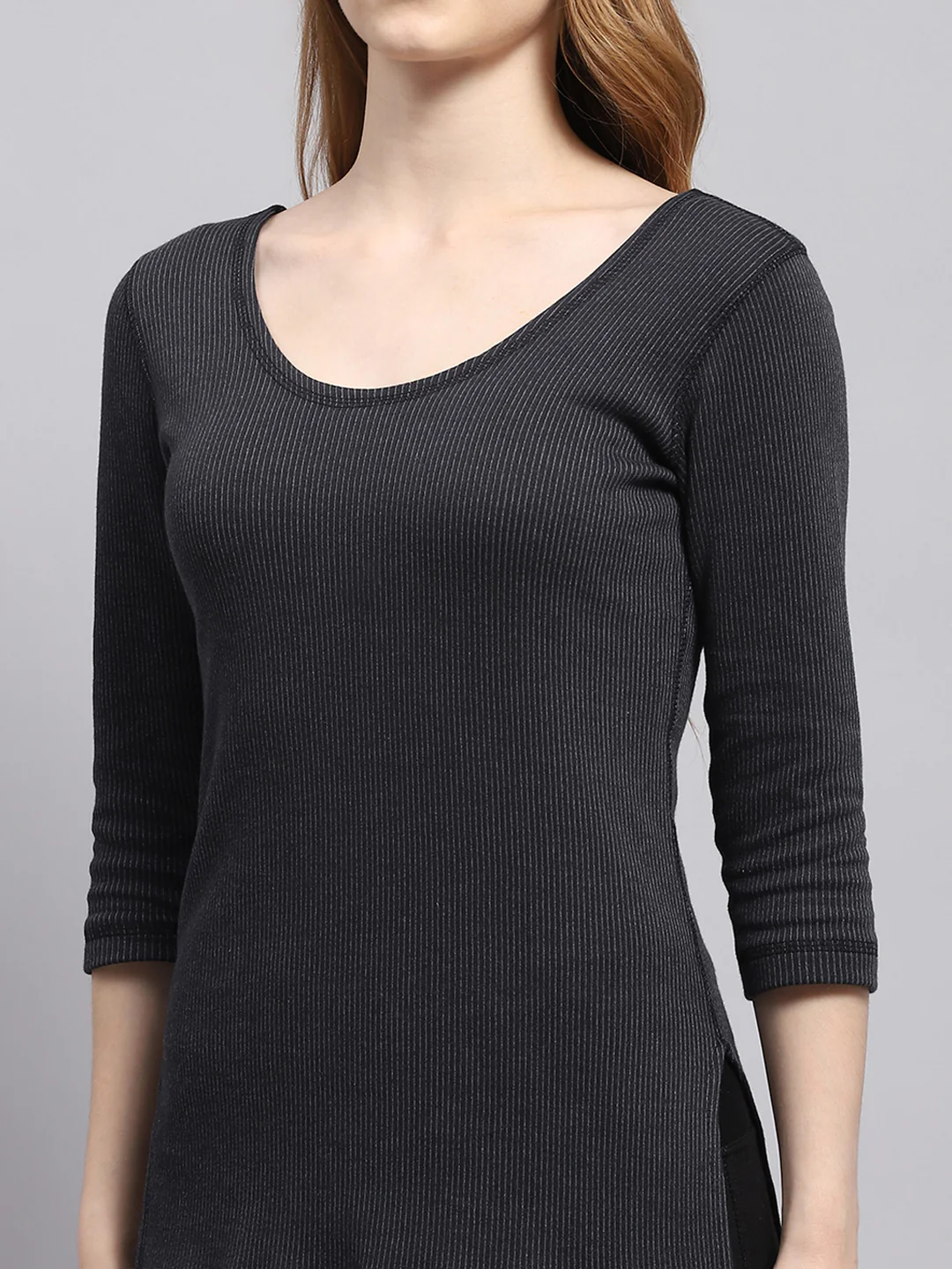 Women Black Solid Round Neck 3/4th Sleeve Thermal Vest - Image 7