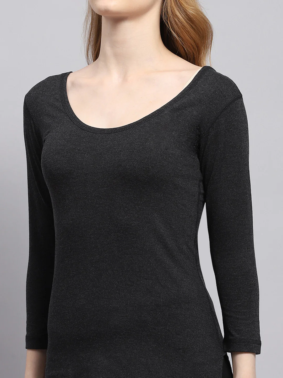 Women Black Solid Round Neck 3/4th Sleeve Thermal Vest - Image 6