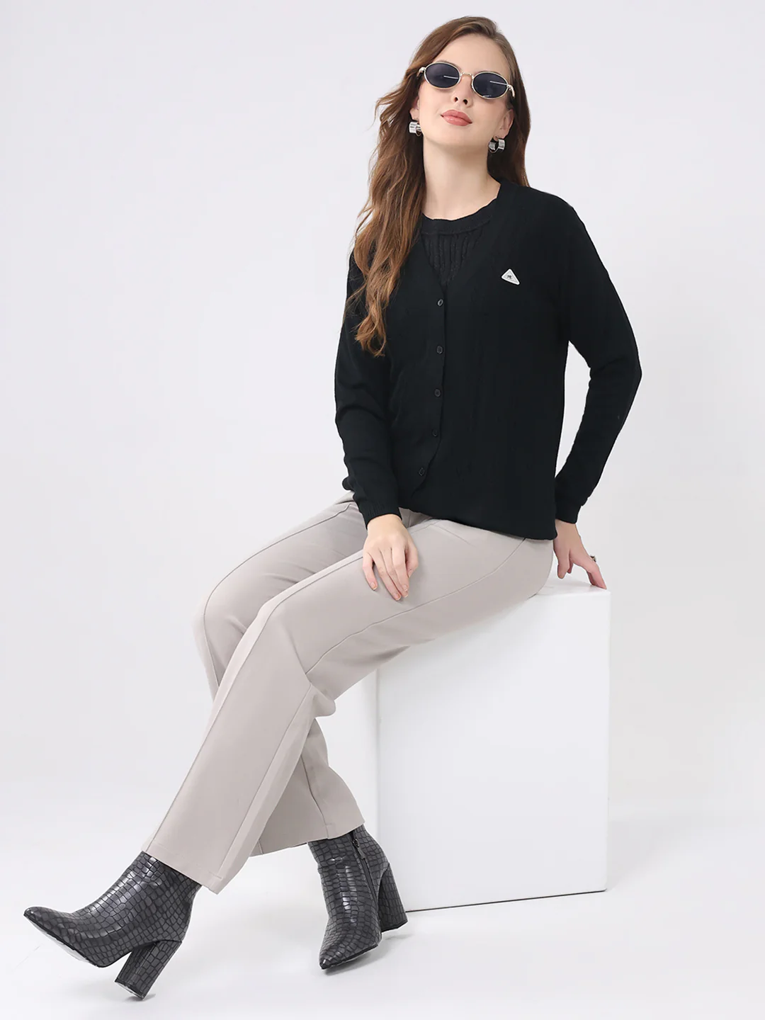 Women Black Solid Round Neck Full Sleeve Cardigan - Image 2