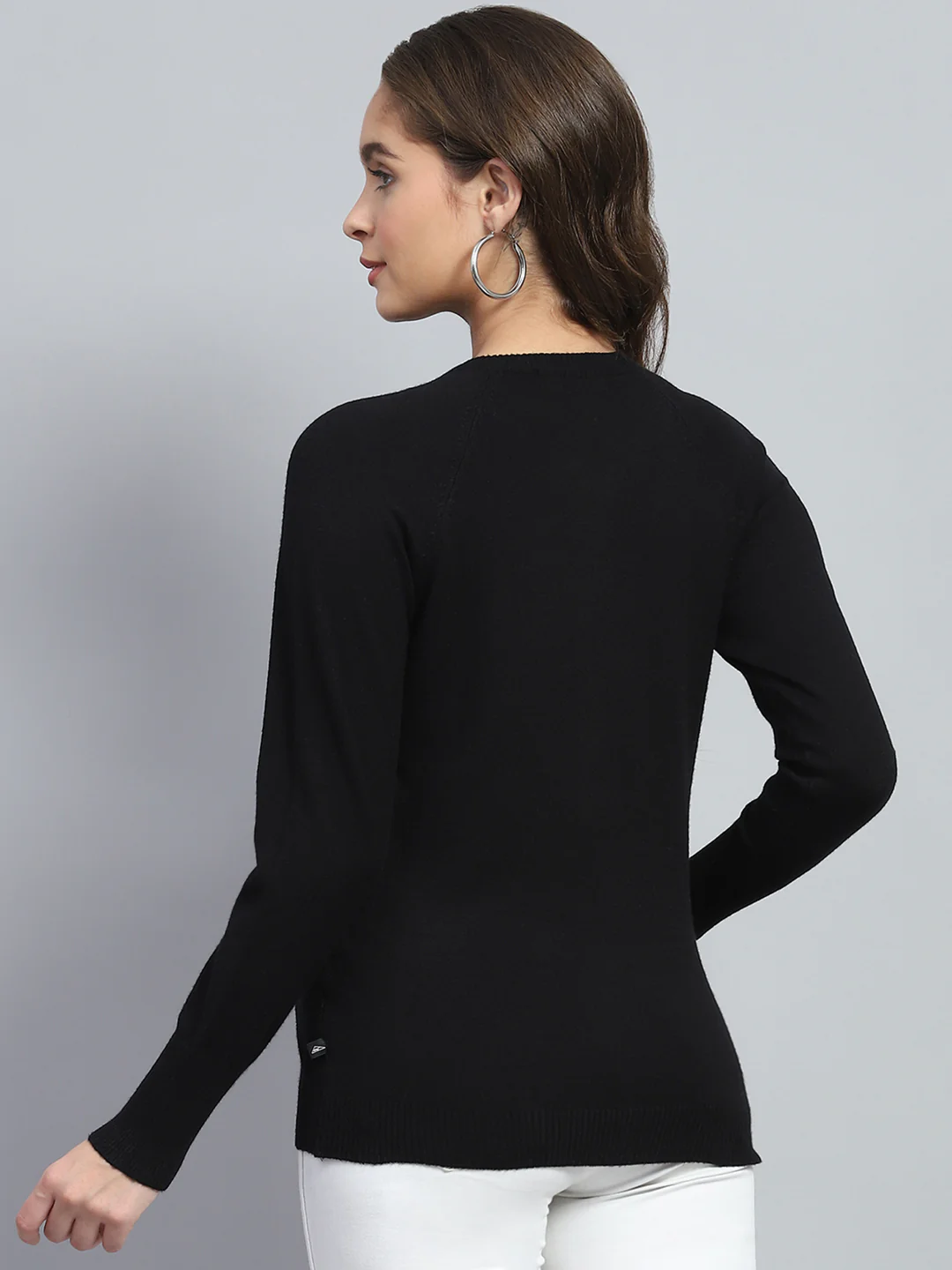 Women Black Solid Round Neck Full Sleeve Pullover - Image 5