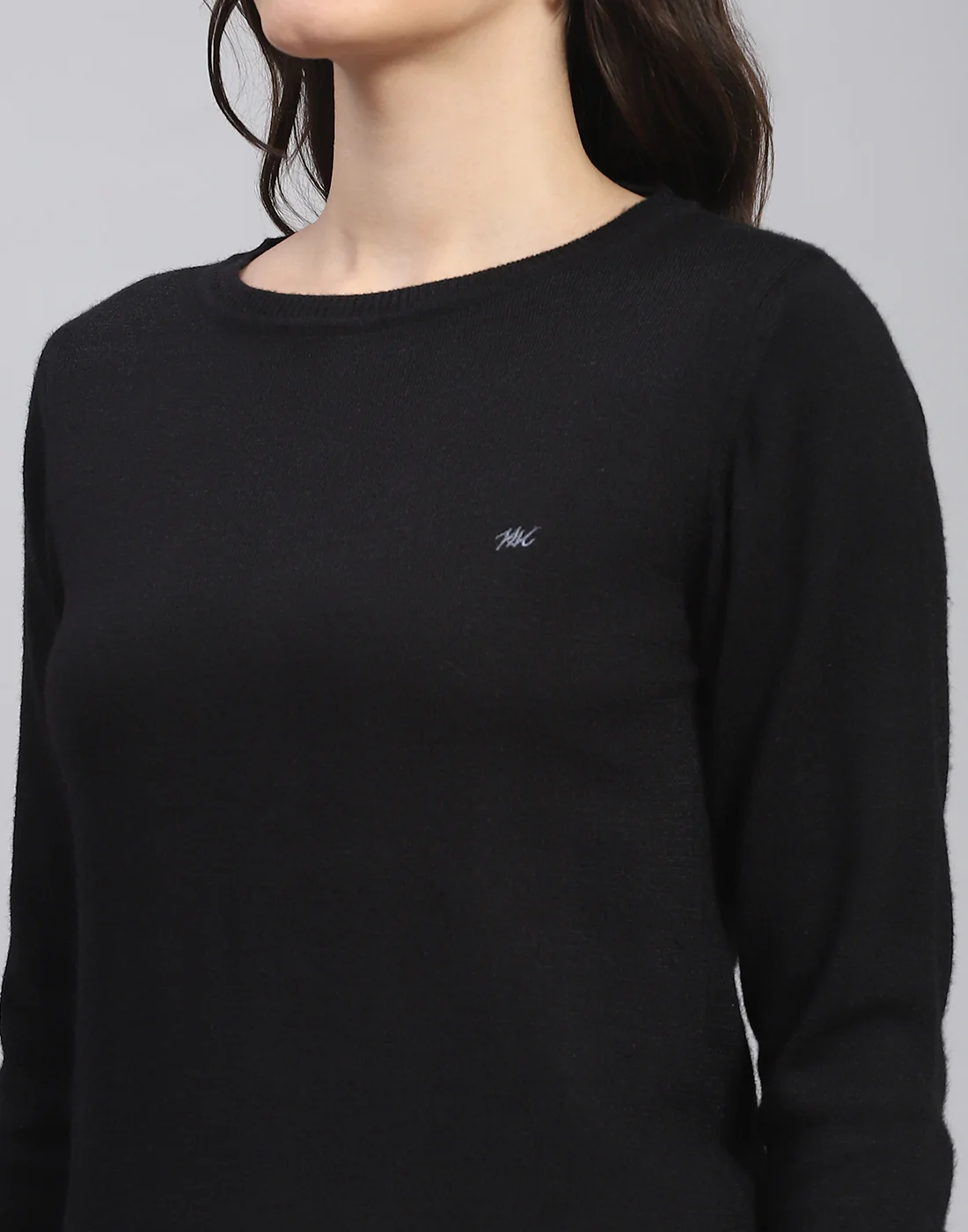 Women Black Solid Round Neck Full Sleeve Sweater - Image 6