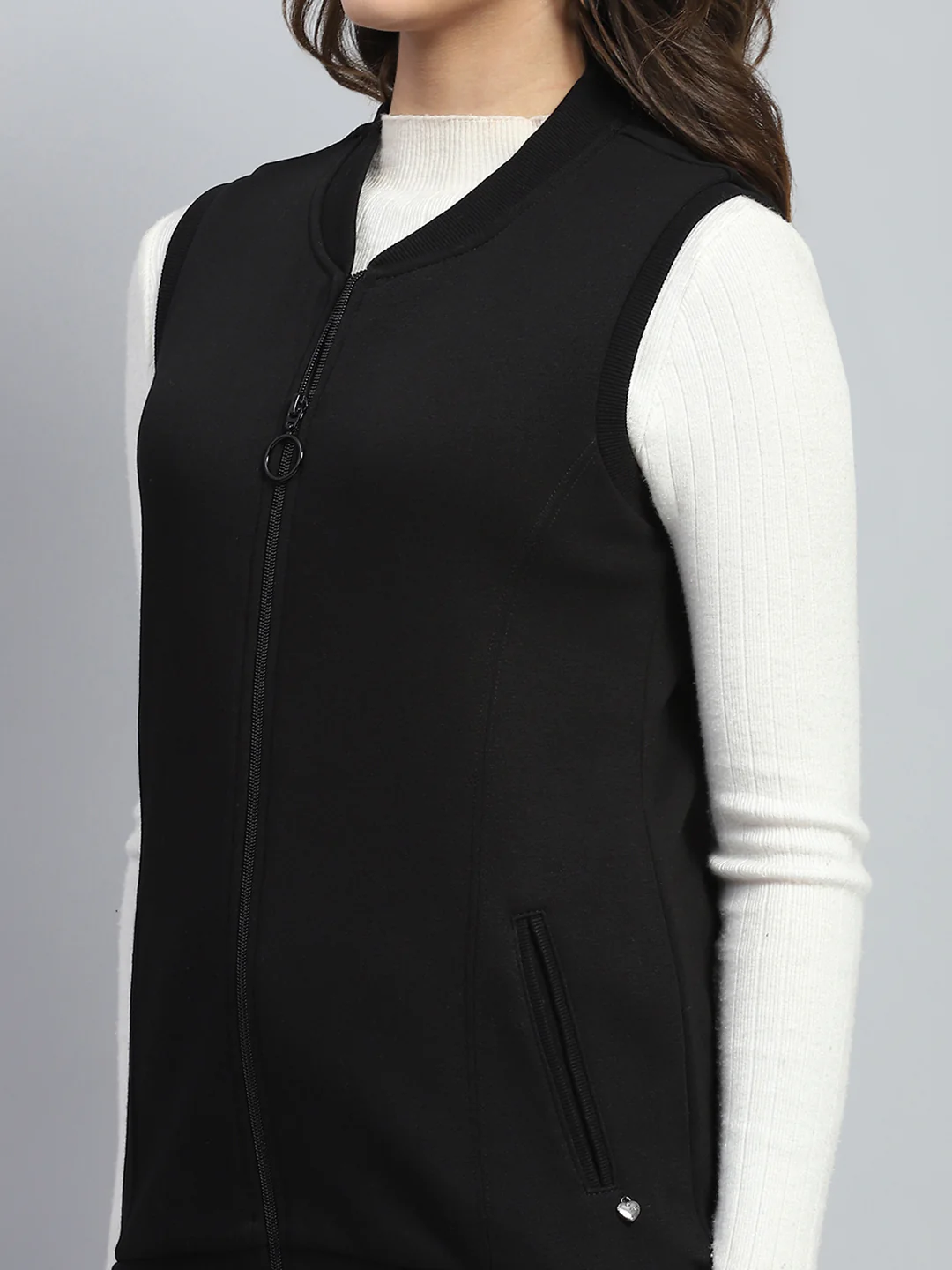 Women Black Solid Round Neck Sleeveless Sweatshirt - Image 6