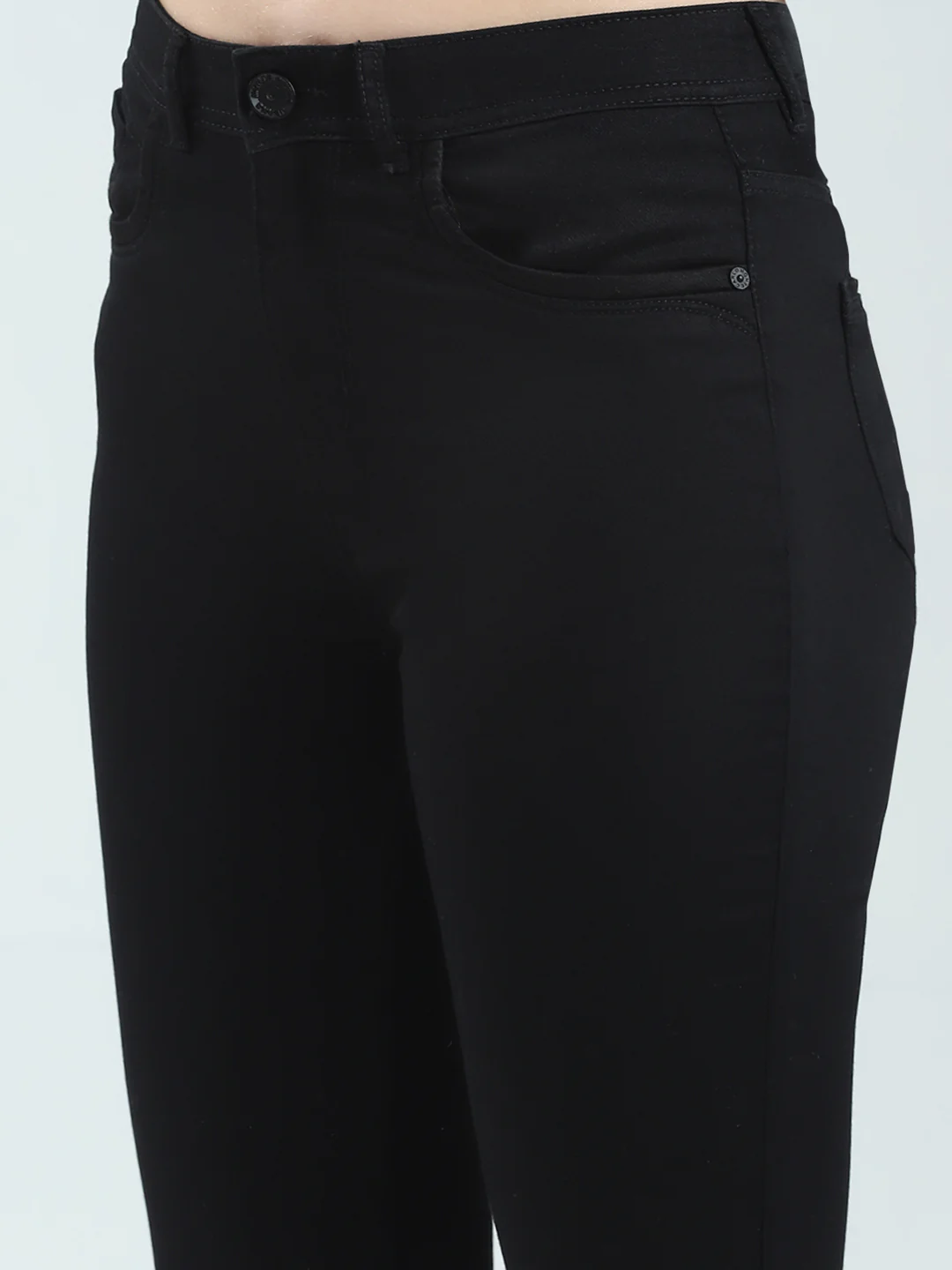 Women Black Solid Slim Fit Denim - Image 6