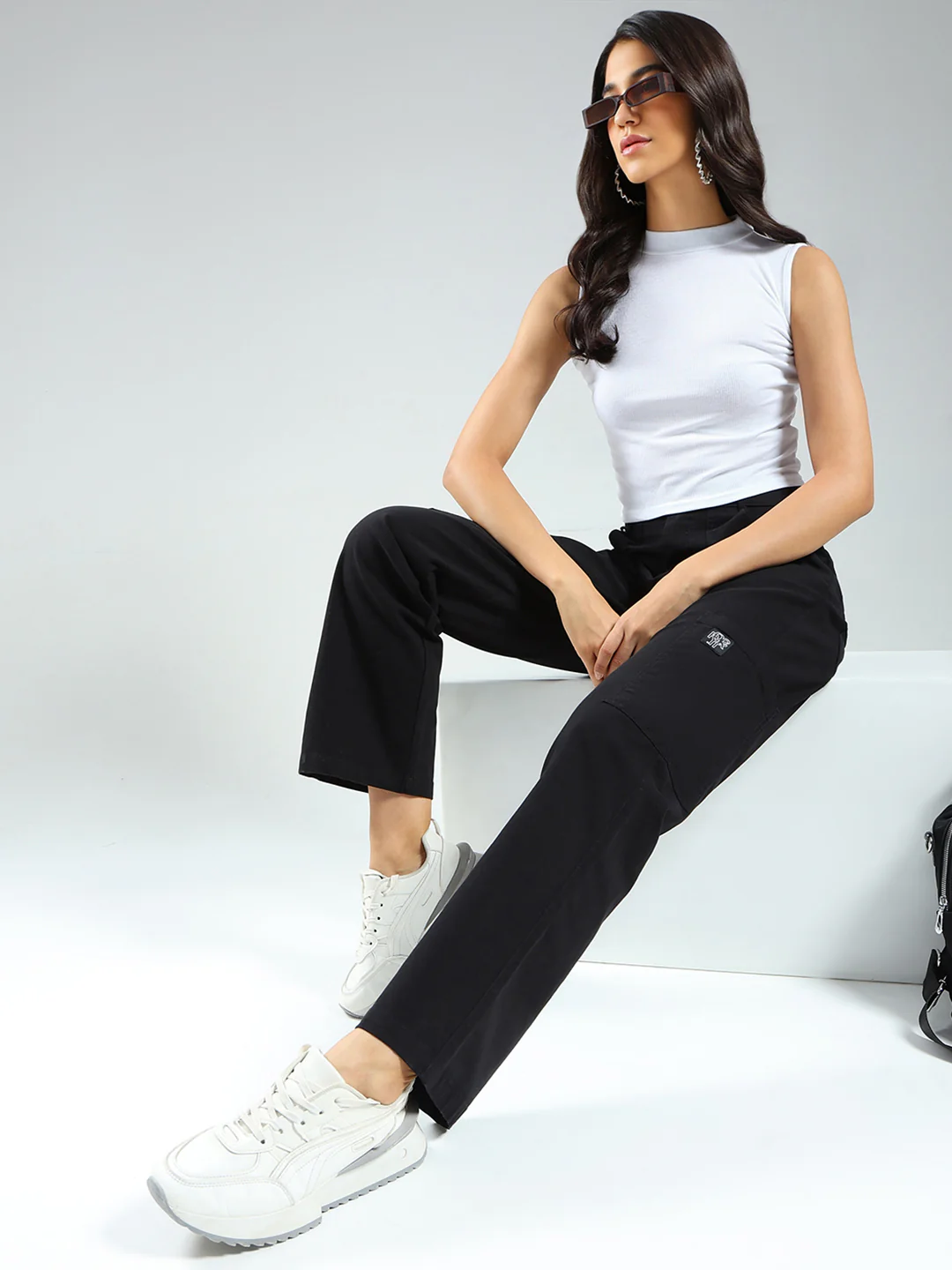 Rock.it Women Black Solid Straight Fit Cargo - Image 2