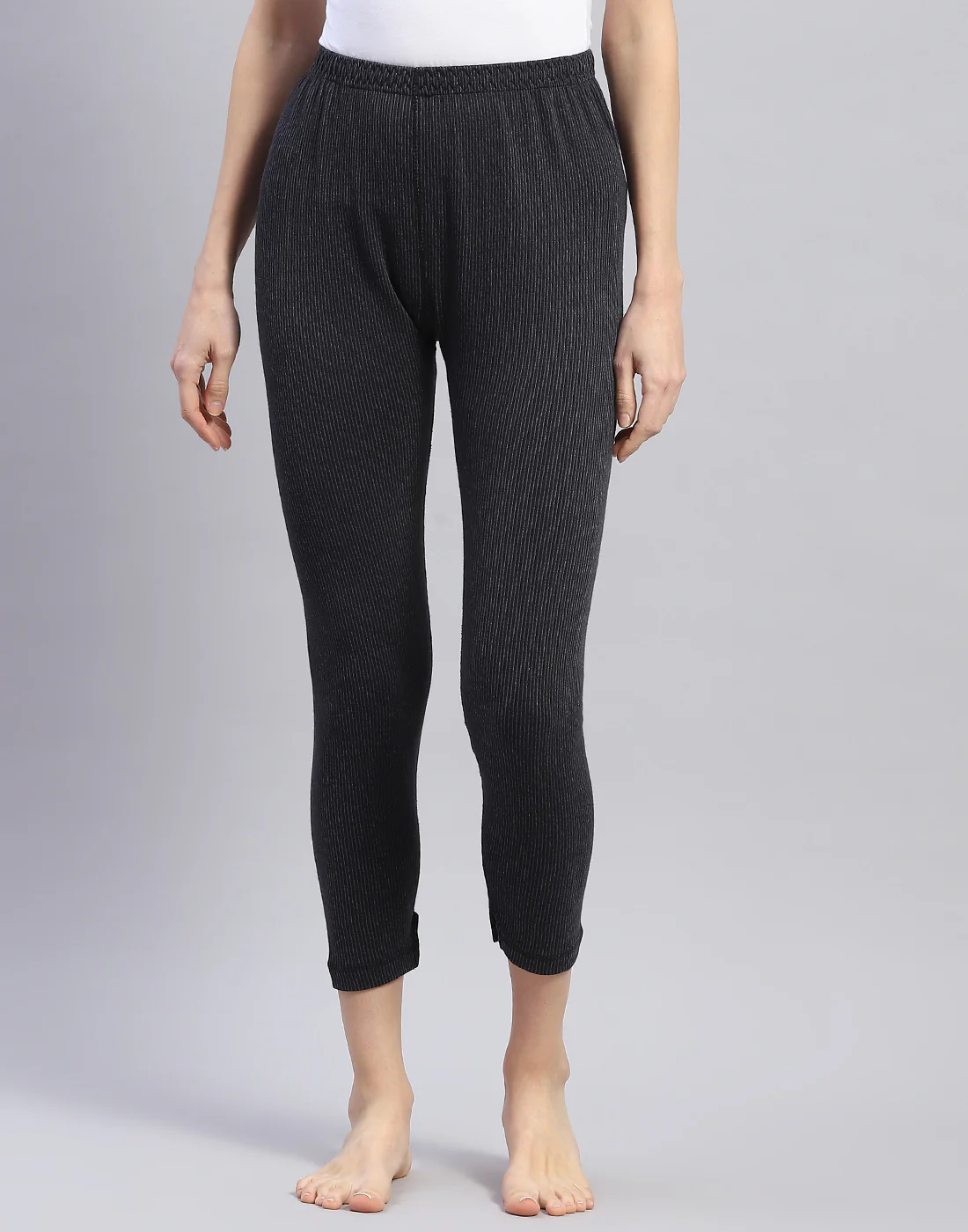 Women Black Solid Thermal Lower - Image 2