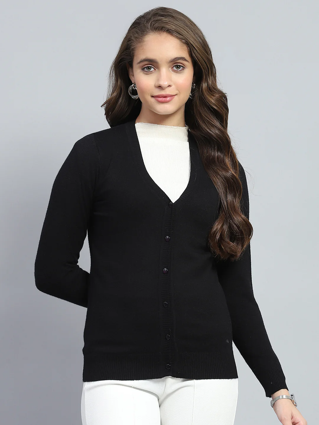 Women Black Solid V Neck Full Sleeve Cardigan - Image 2