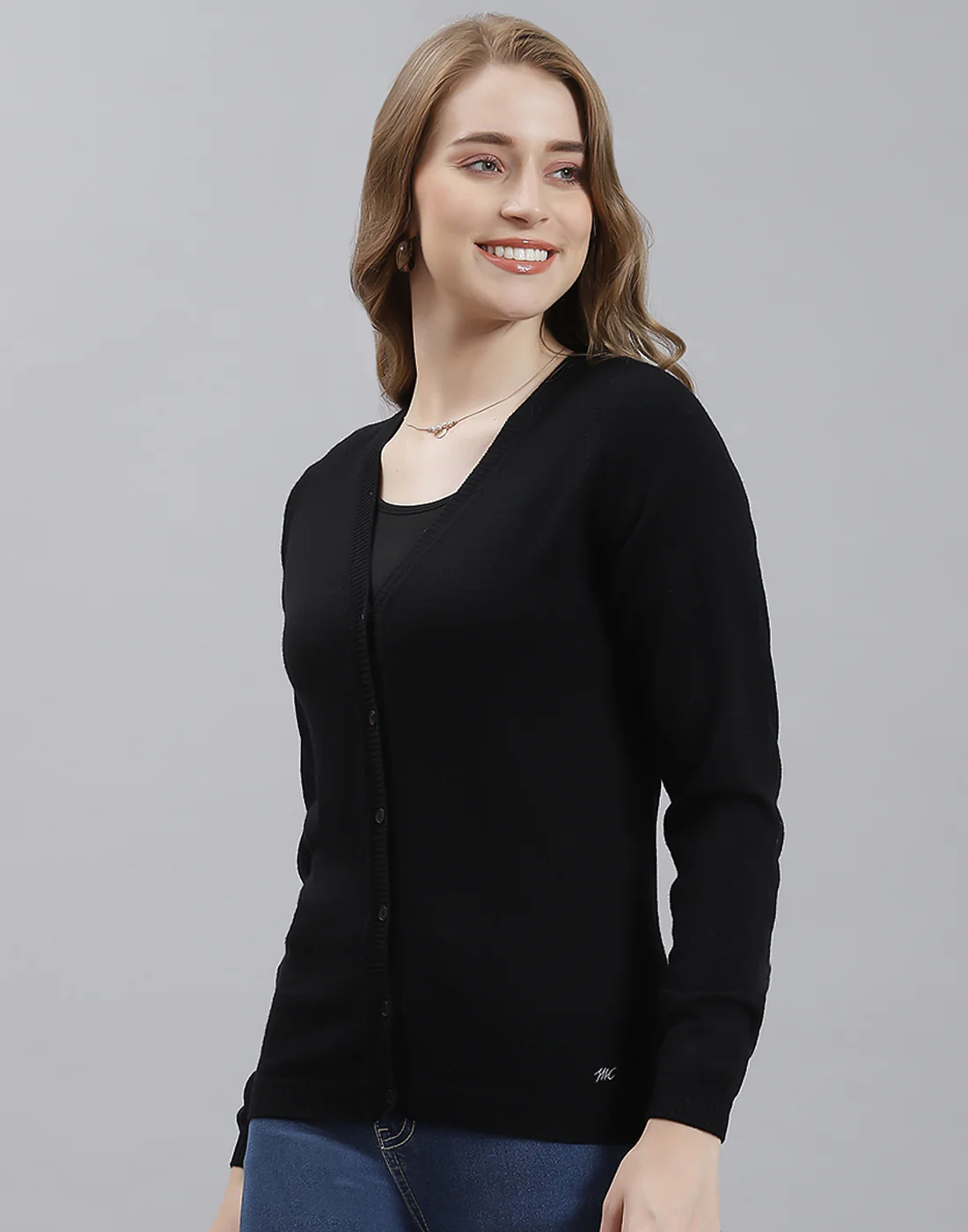 Women Black Solid V Neck Full Sleeve Cardigan - Image 3