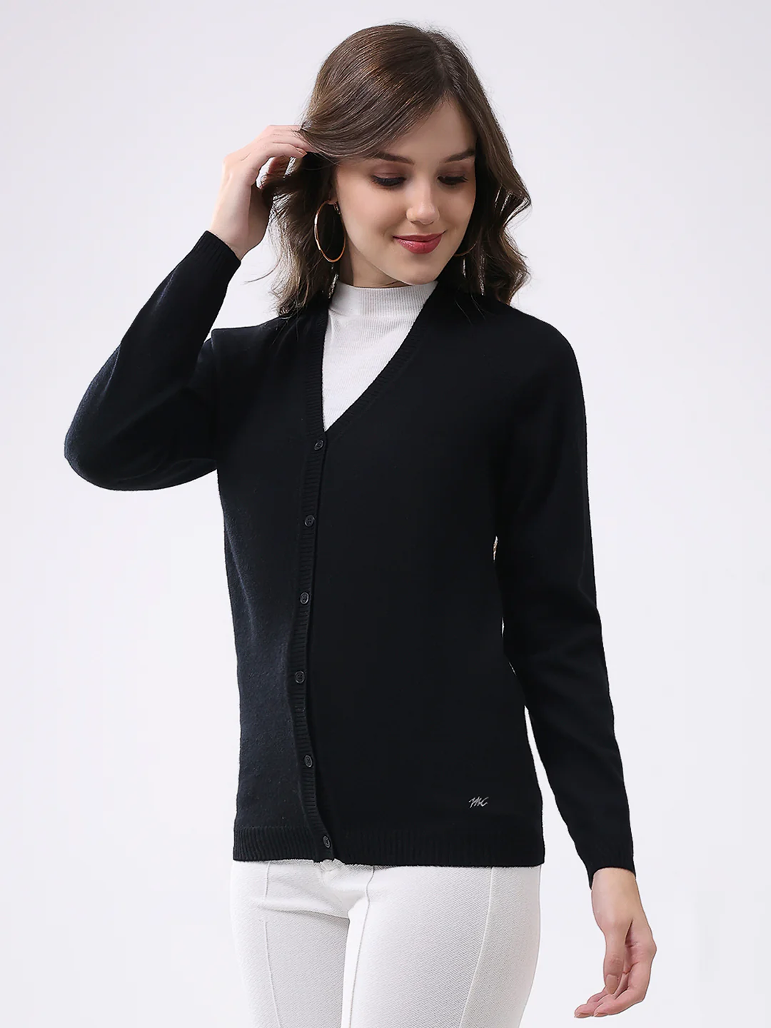 Women Black Solid V Neck Full Sleeve Cardigan - Image 3